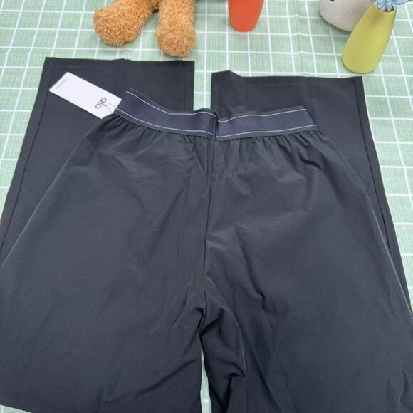 Brand New ALO Yoga Women's Suit Up Trouser (Regular) ๐๐ - Picture 2 of 6